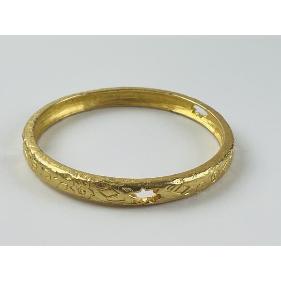 Liz Claiborne Bangle Bracelet Gold Tone Star cut out Etched LCi Moon Spiral Burs - Picture 2 of 11